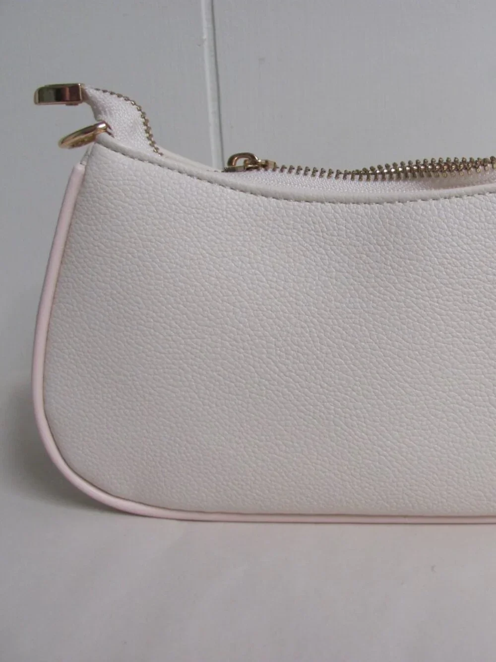 COW & KITTY LIMITED EDITION CROSSBODY PURSE NWT